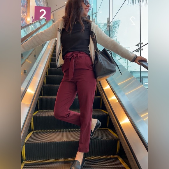 Like this to be notified when I go live! - Picture 12 of 14